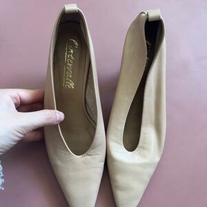 Beige heels